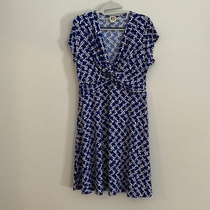 Anne Klein Jersey short sleeve dress size L blue white black.